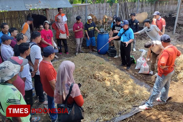 FP Unwar Perkenalkan Pembuatan Feed Complete dengan Teknik Fermentasi