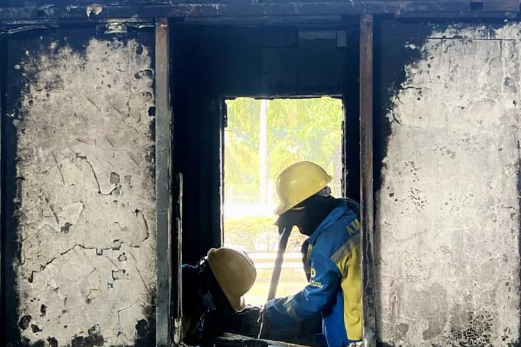 Rusak Pasca Demo, Seluruh Gerbang Tol Ditarget Beroperasi Normal Pekan Depan