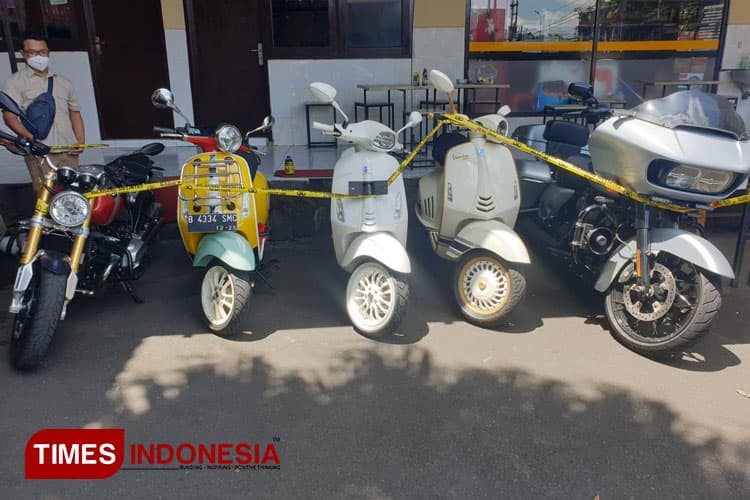 3 Vespa Mewah dan 2 Moge Milik Wahyu Kenzo Disita Polisi